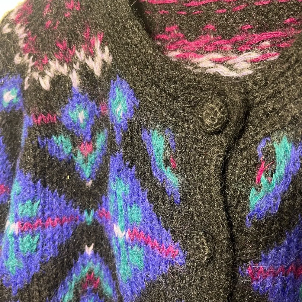 L.L. Bean Vintage Fair Isle Cardigan Size Large - Picture 3 of 6